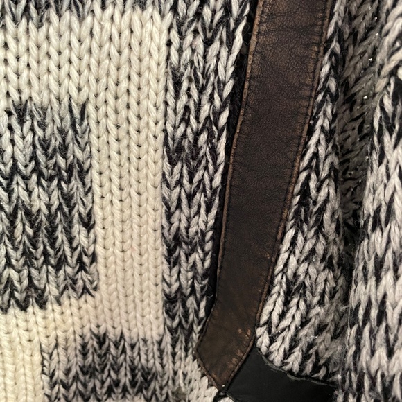 Vintage LE TIGRE Sweater Coogi Style Cosby Men's Large Leather Acrylic - Picture 4 of 6